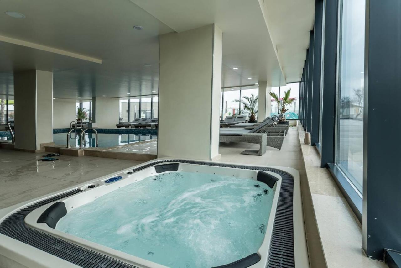 LUXURY KLN Mamaia Nord Năvodari Exterior foto