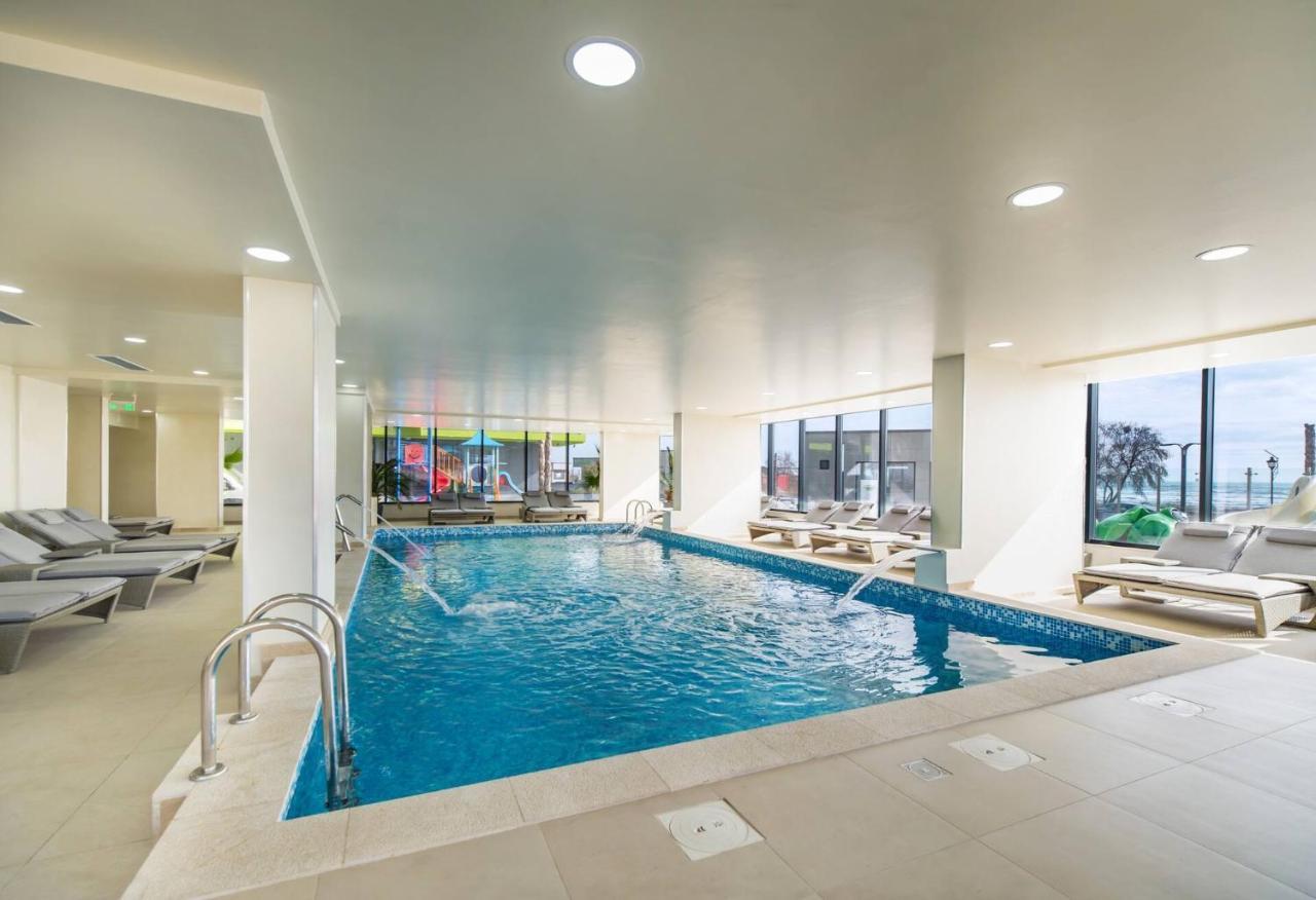 LUXURY KLN Mamaia Nord Năvodari Exterior foto